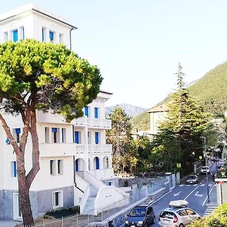 Villa Schiaffino Appartamento Al Primo Piano дева Марина Экстерьер фото